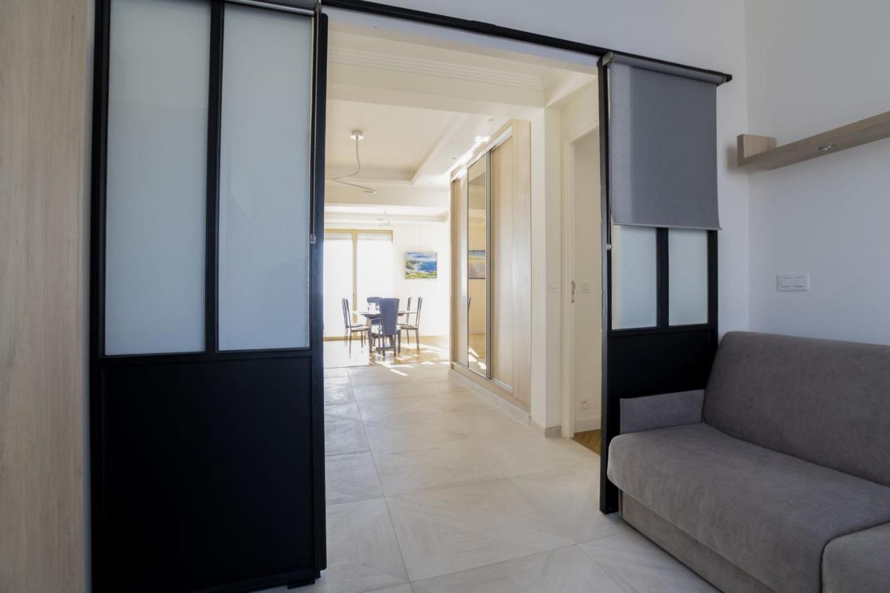 3-br Sea View By The Beaches Apartment *