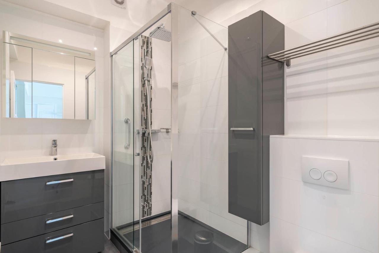 Wdf 2 Bedrooms 1min Walk To Carlton Apartment *
