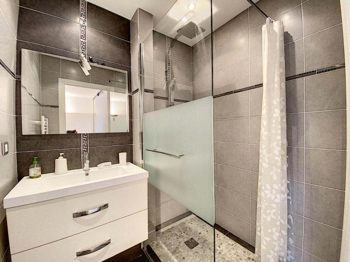 Majestic - Del3535 - Studio Apartment *