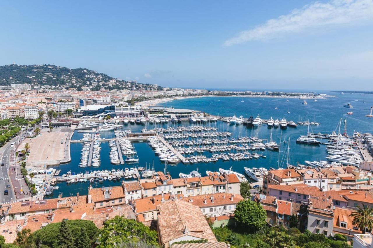 2 Steps From The Center Beachs And The Palais Apartment