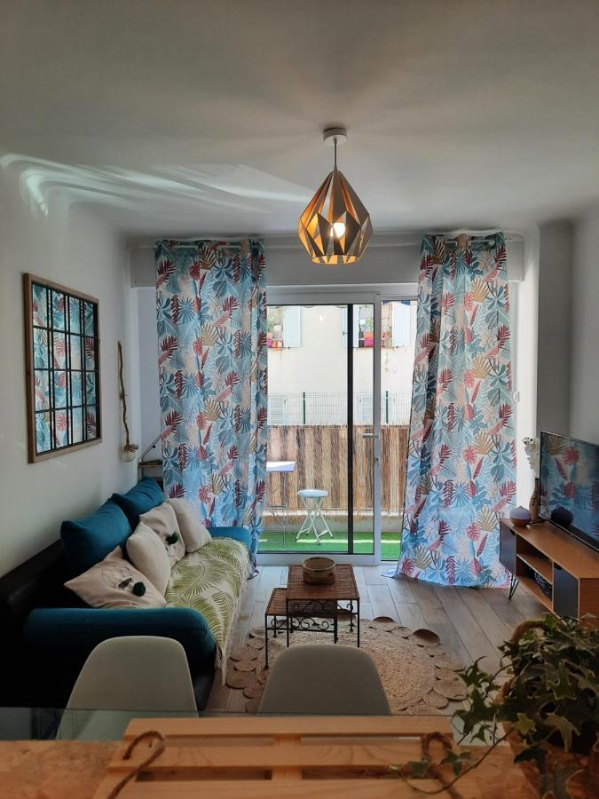 Appartement T2 Neuf, Balcon, Centre Cannes, 15 Min Du Palais