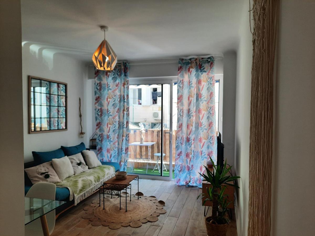 T2 Neuf, Balcon, Centre Cannes, 15 Min Du Palais *