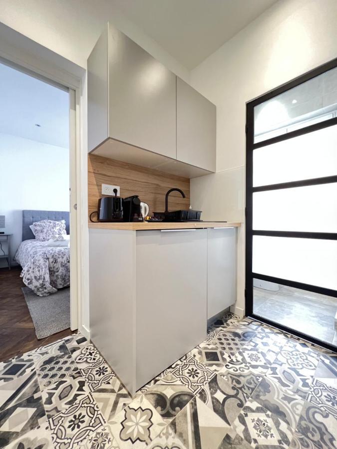 Loena Centre - Renove 2 Pieces - 4 Personnes - Proche Croisette Palais Festival - Internet Gratuit - Climatisation - Non Fumeur * Cannes