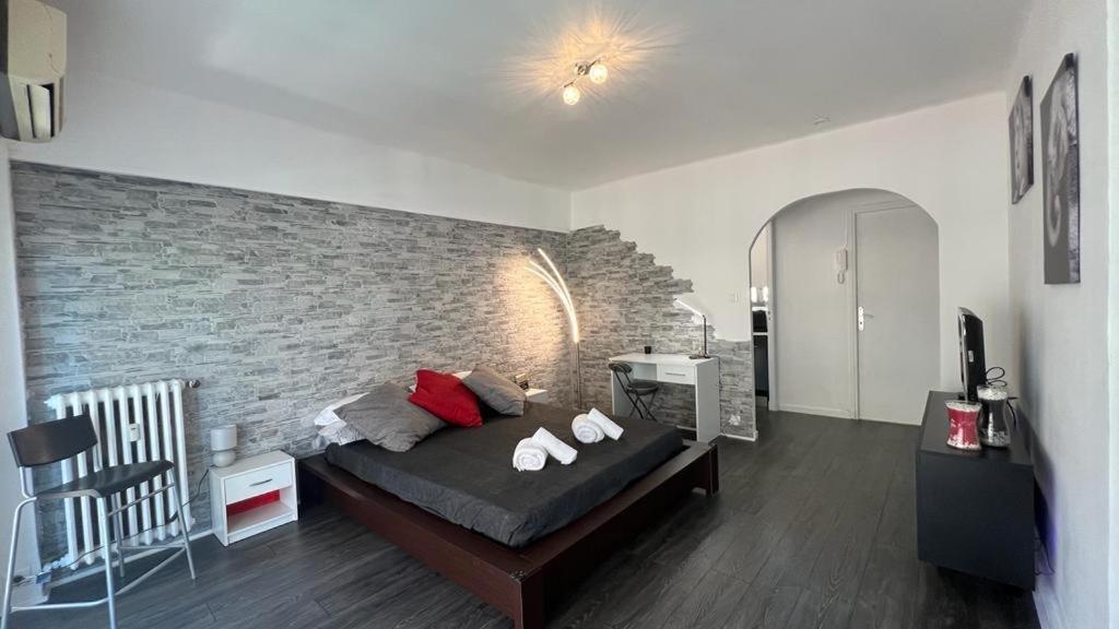 Appartement Lovely In The Heart Of *