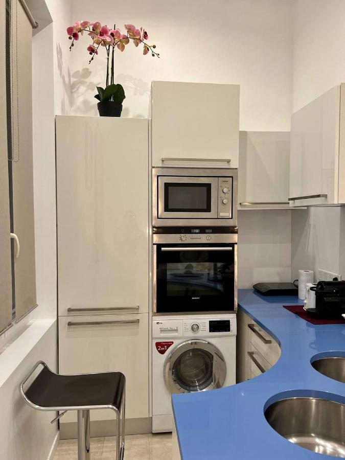D'azur Near Palais Des Festivals Apartment