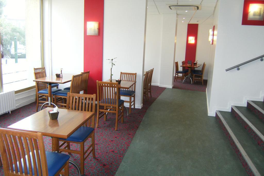 Ibis La Bocca 3*