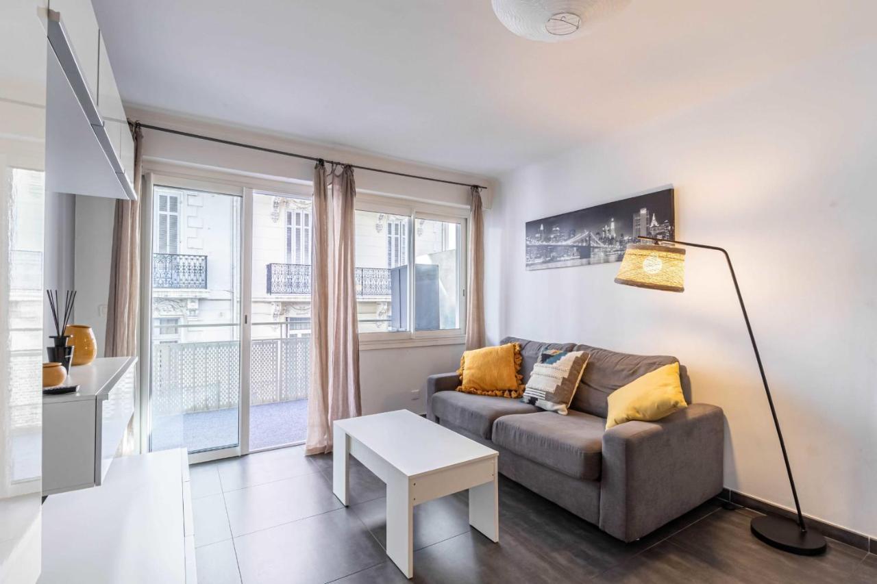 Apartment Beautiful With Balcony - Center Cannes