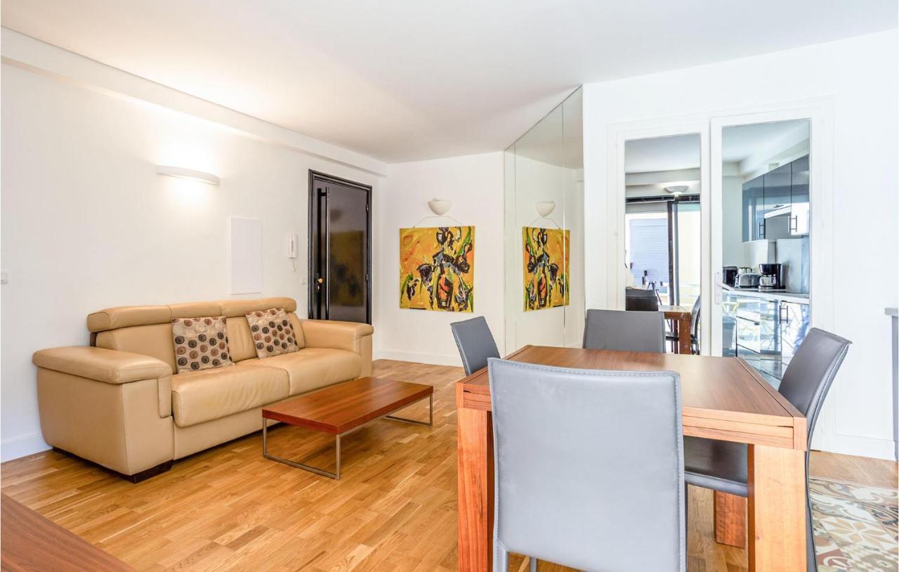 1 Bedroom Amazing In Appartement