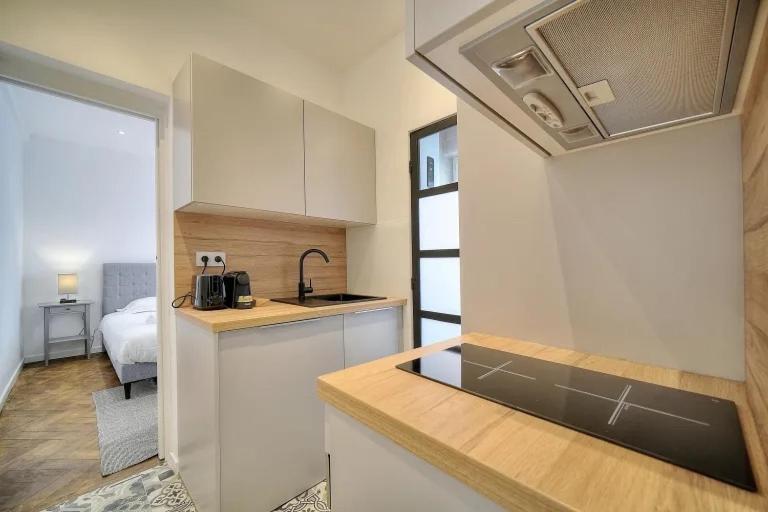 Loena Centre - Renove 2 Pieces - 4 Personnes - Proche Croisette Palais Festival - Internet Gratuit - Climatisation - Non Fumeur