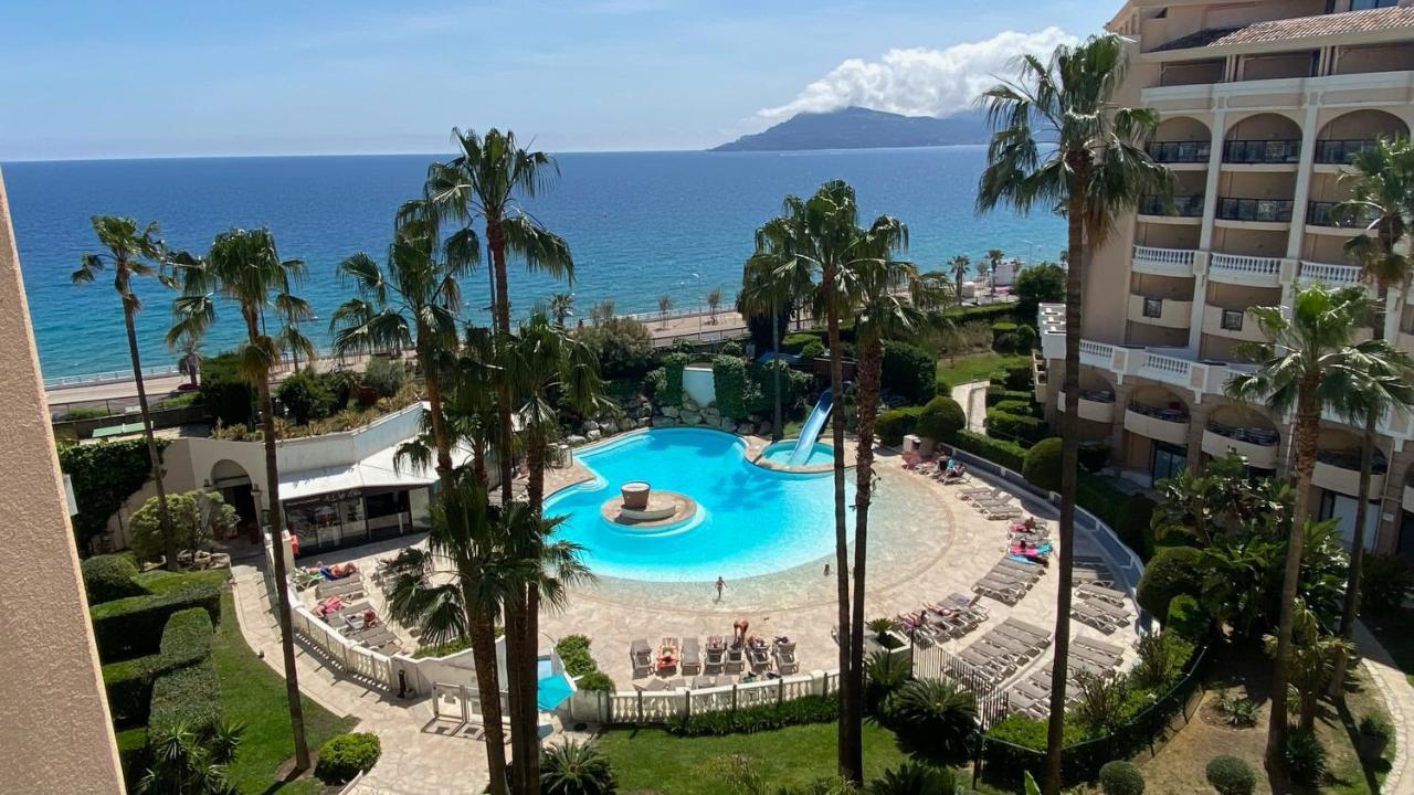 Front Pools *