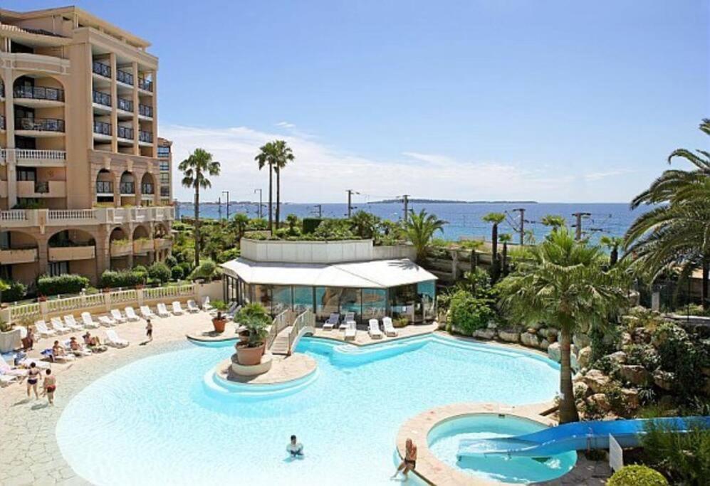 Magnifique Vue Parking Piscine Climatise Apartment