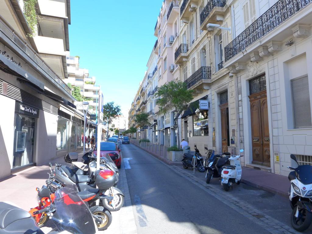 1 Bedroom Etats Unis-croisette 50 Meters From The Croisette 250 Cannes