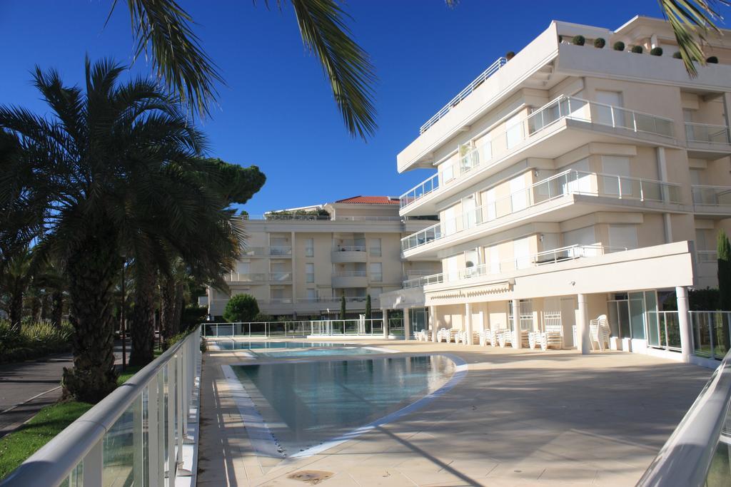 Royal Beach Cannes