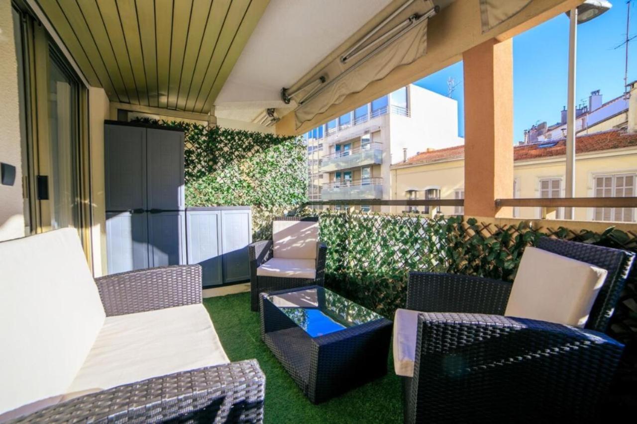 Tres Bel Terrasse Centre - Center Apartment *