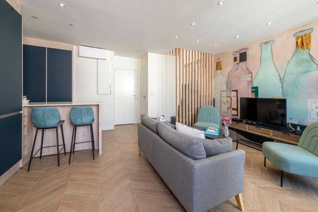Renovated Bijou Gem In Heart Of Apartment Cannes