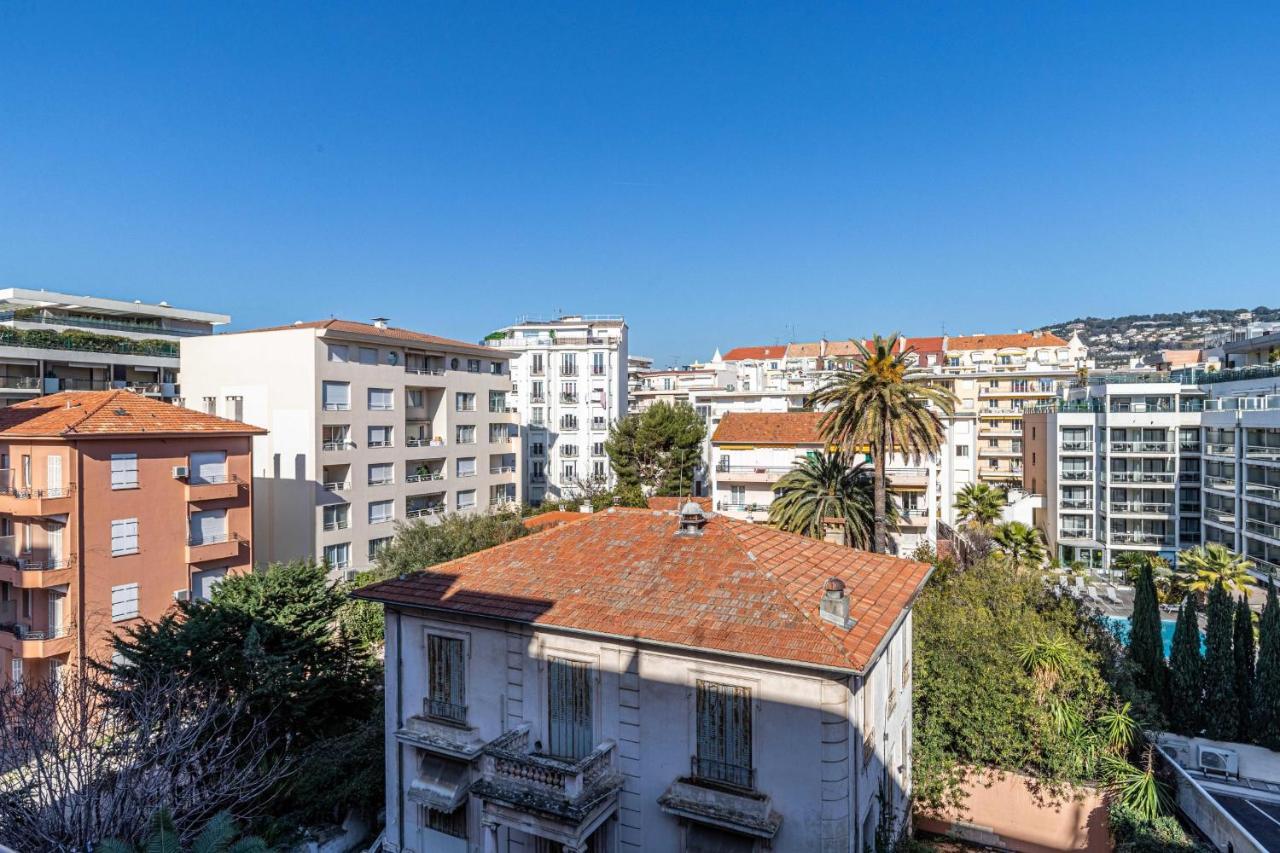 Magnificent With Terrace - Center Of Cannes