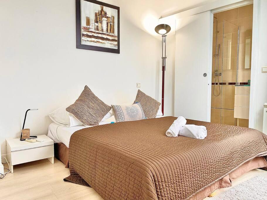 3 - 8b1 Apartment *