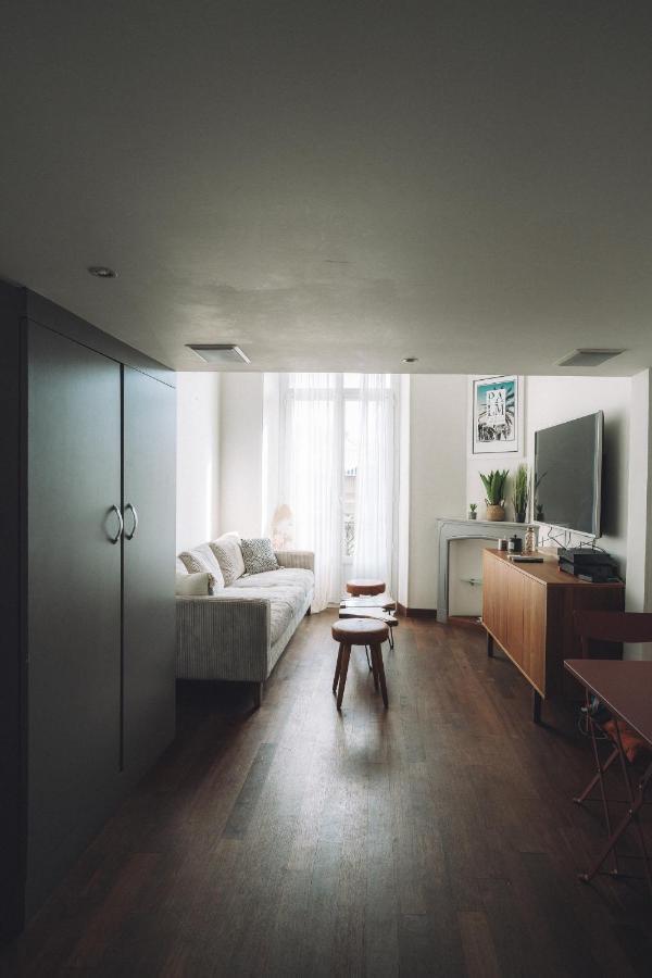 Centre Ville- Bel + Mezzanine Apartment