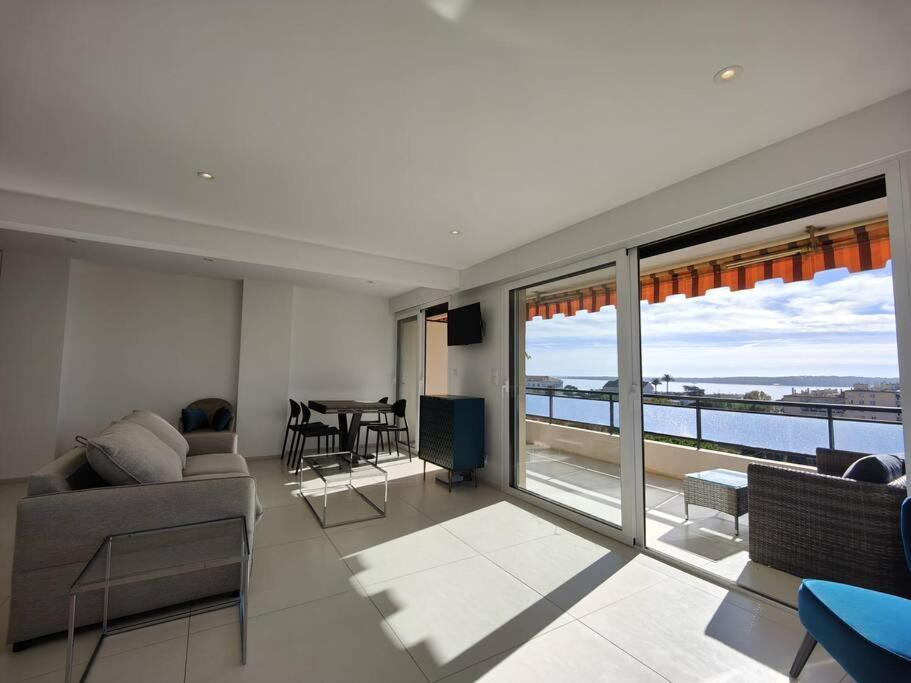 Vue T2 61m²+ Parking Apartment