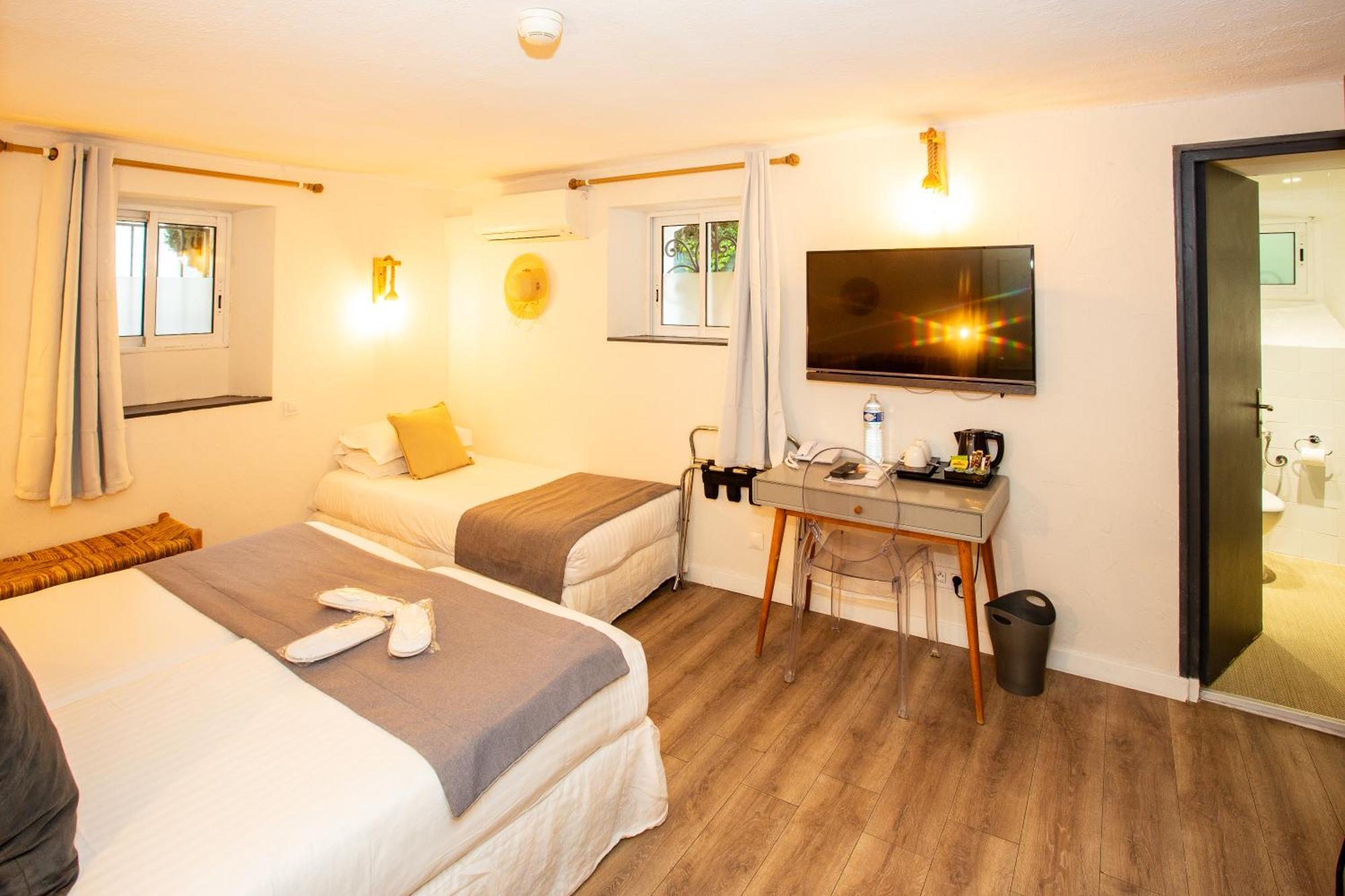Hotel Claudia Centre - Parking 3*