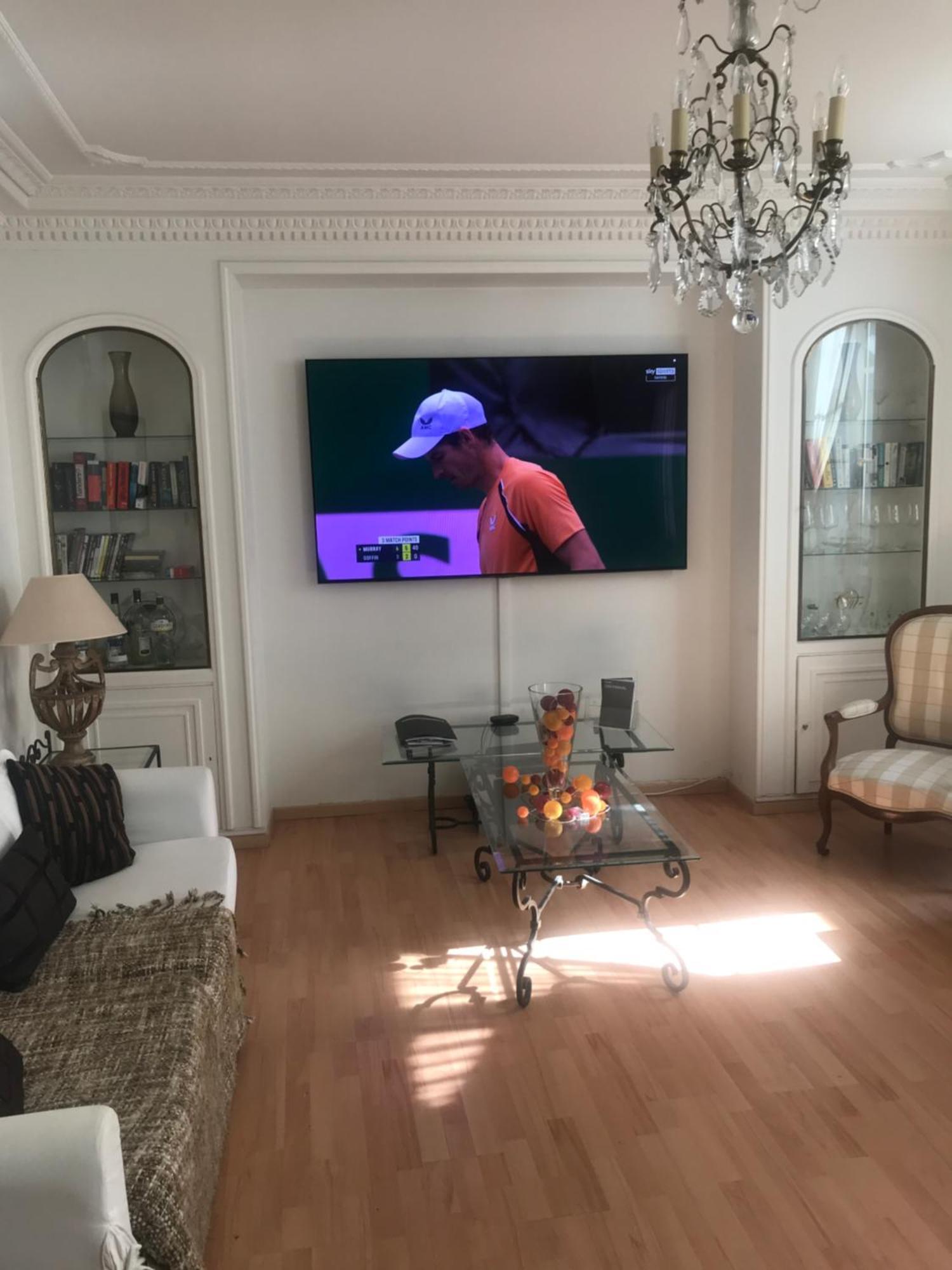 First Floor 15 Rue Notre Dame With Vast Terrace * Cannes