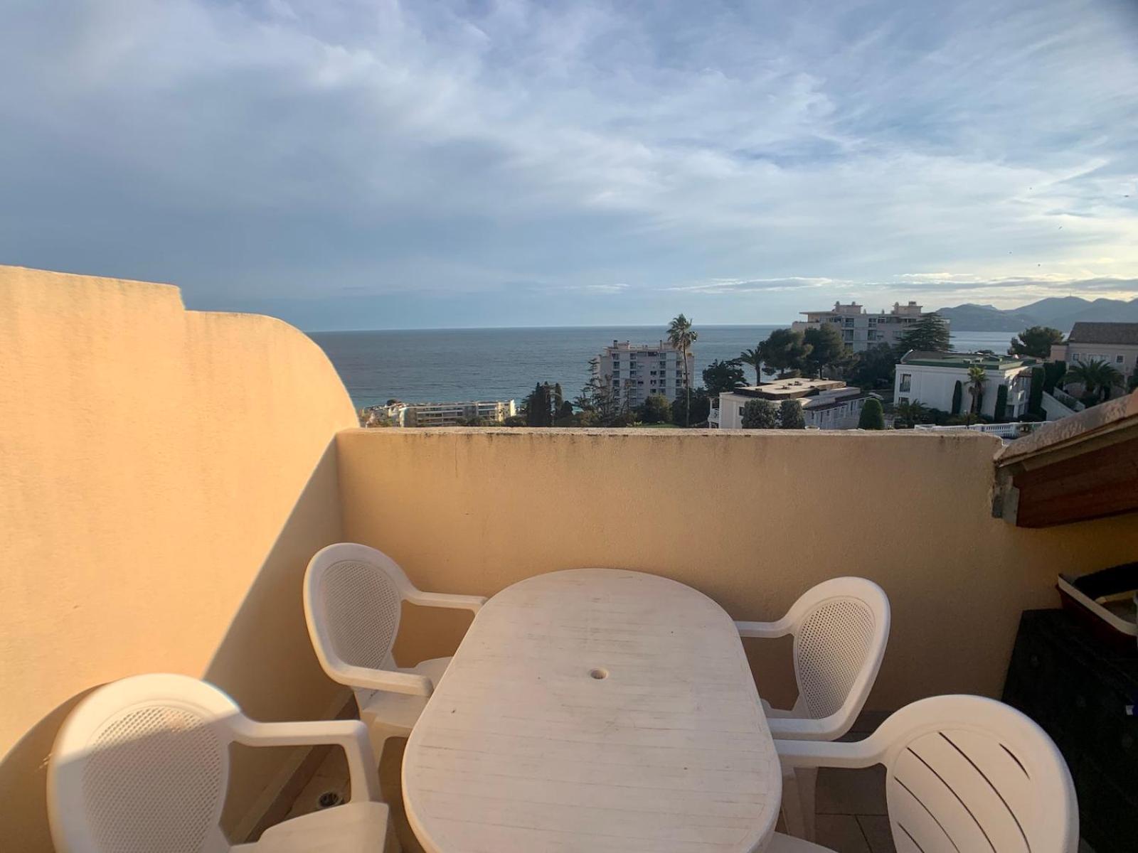 Francia Bat. Picasso Terrasse Apartment
