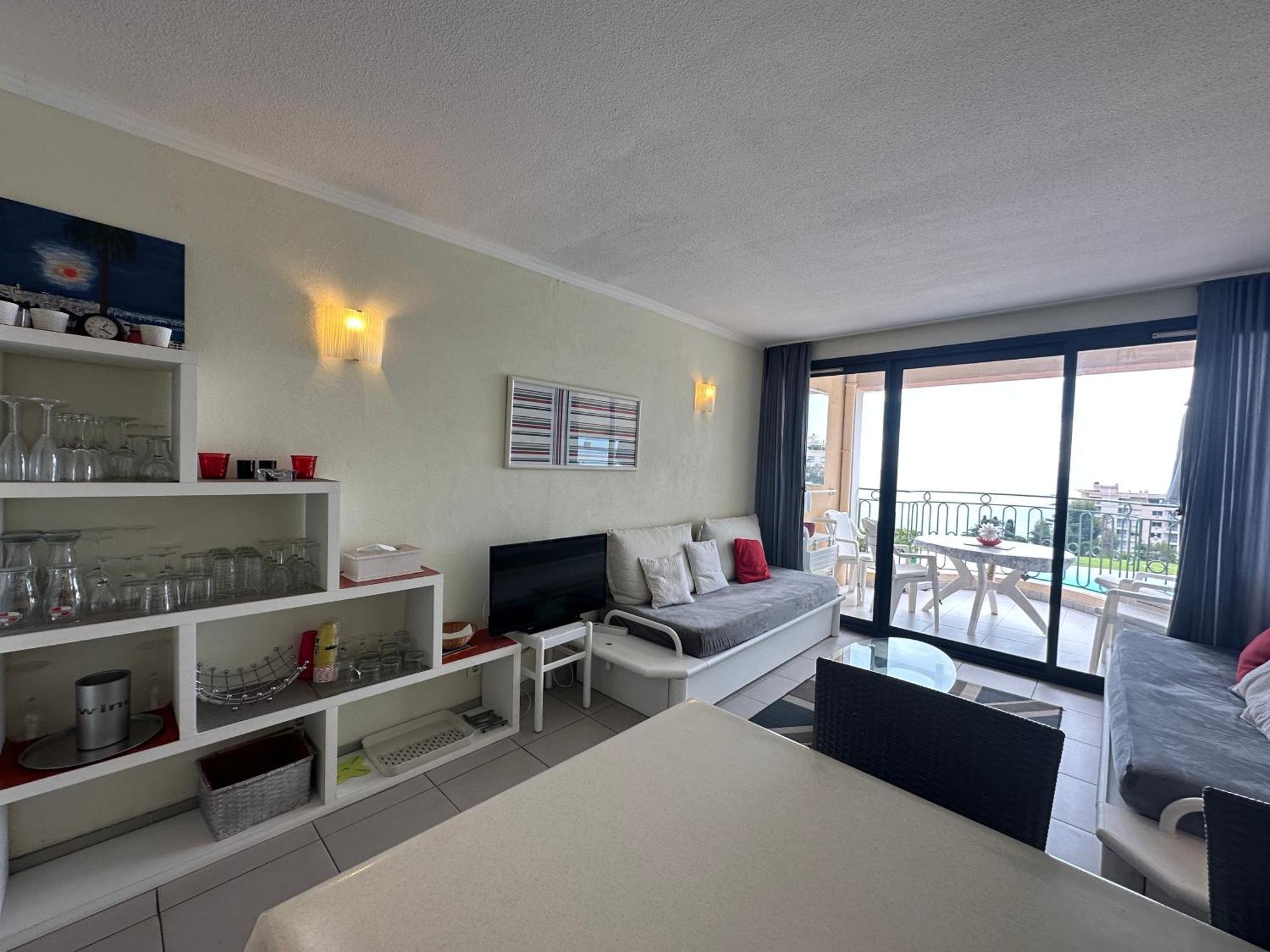 Apartment Francia Bat. Picasso Terrasse *