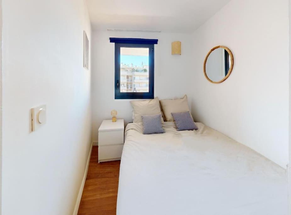 Terrasse Avec Apercu Mer, Piscine, A 200m Appartement *