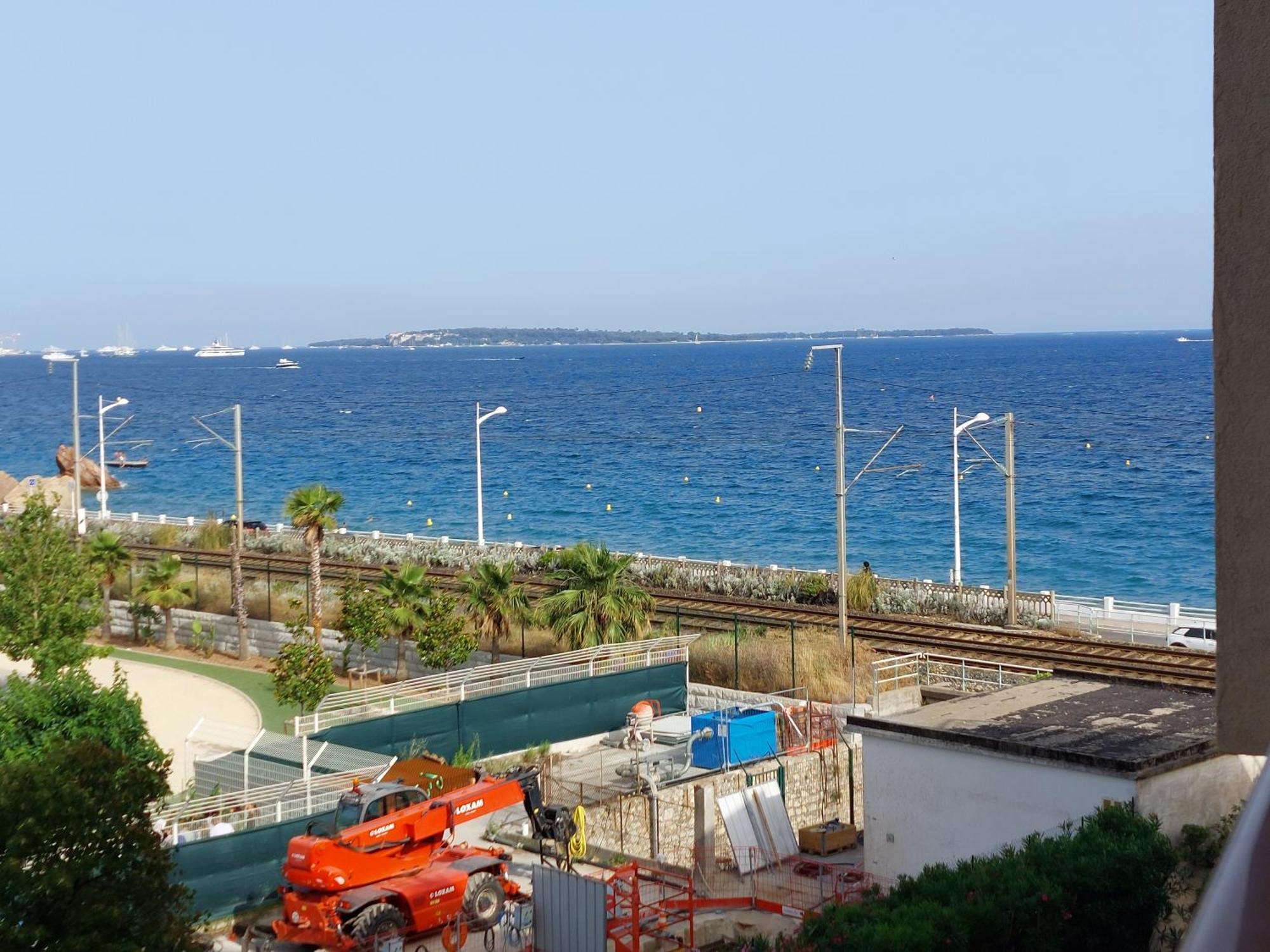 Bocca Baie T2 En Bord De - Axelle Loc Apartment Cannes