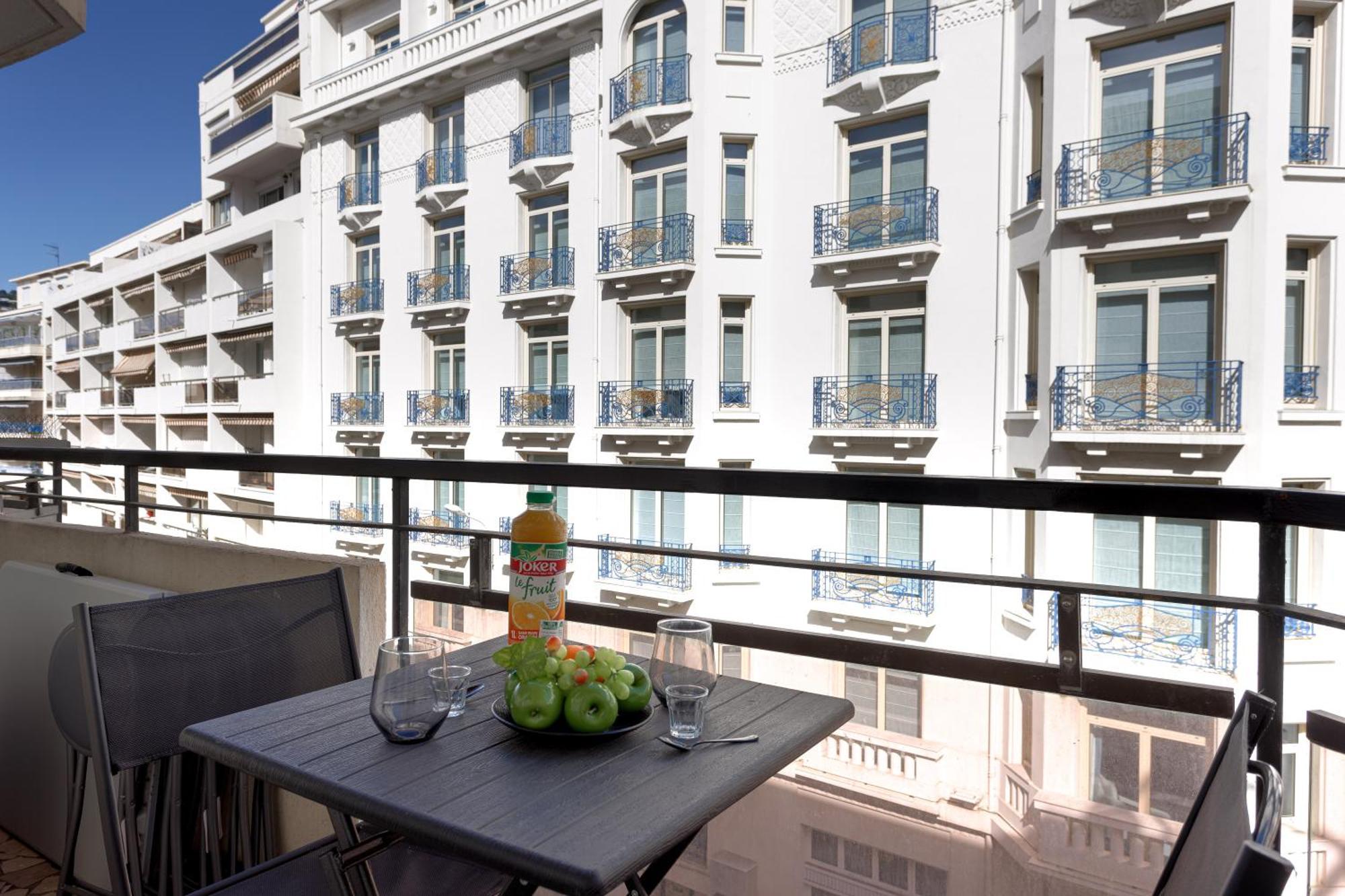 L'unique Maubourg - Next Martinez - Terrasse * Cannes