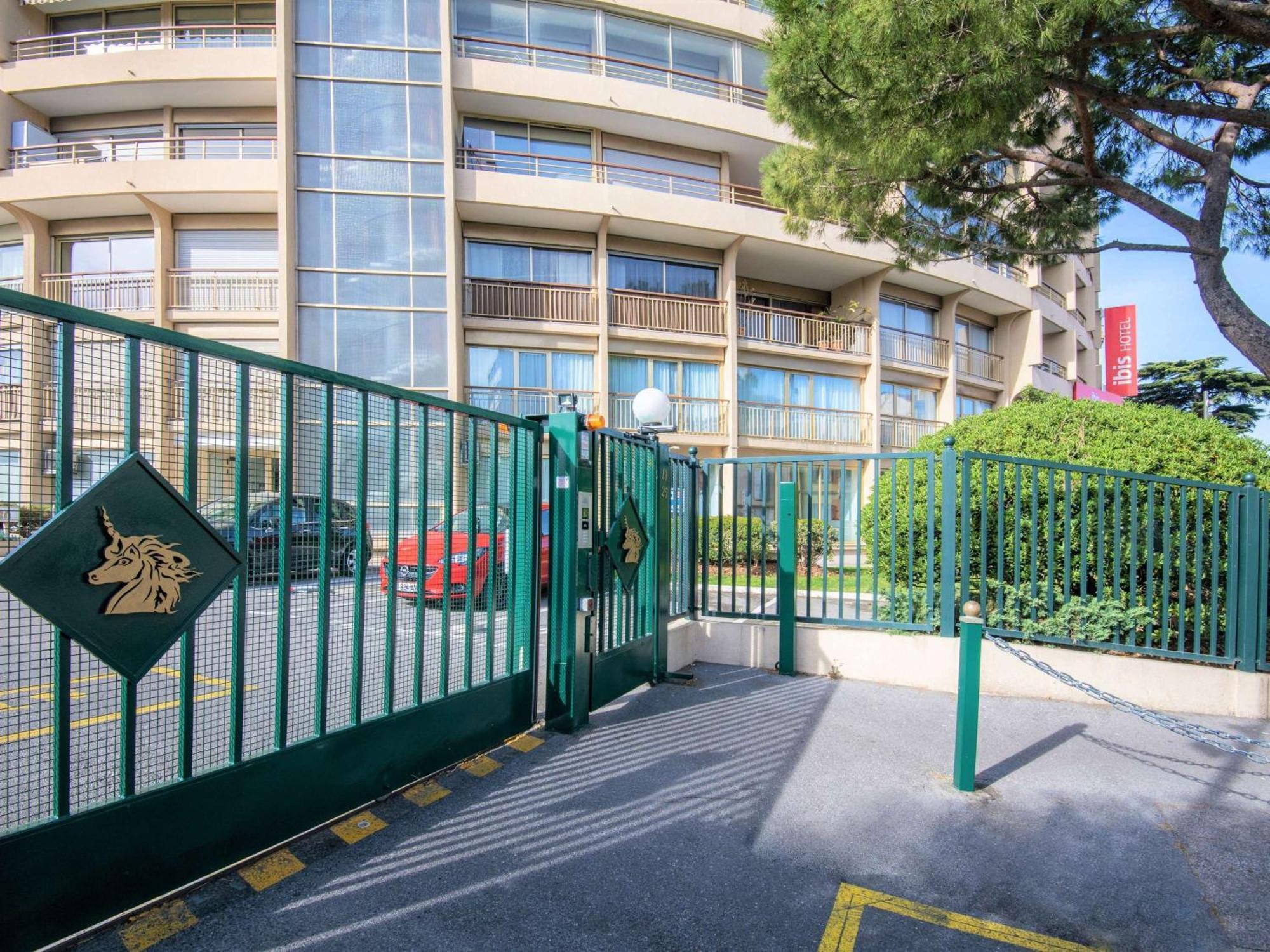 Hotel Ibis La Bocca 3*