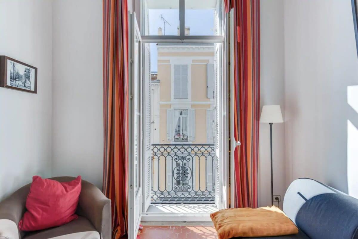 A084-welcoming In Rue D'antibes The Heart Of Appartement Cannes
