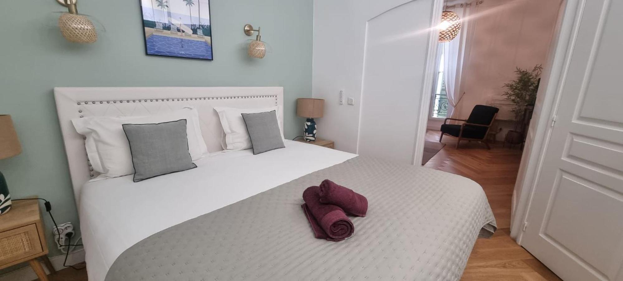 Apartment Meynadier: Superbe Trois Pieces