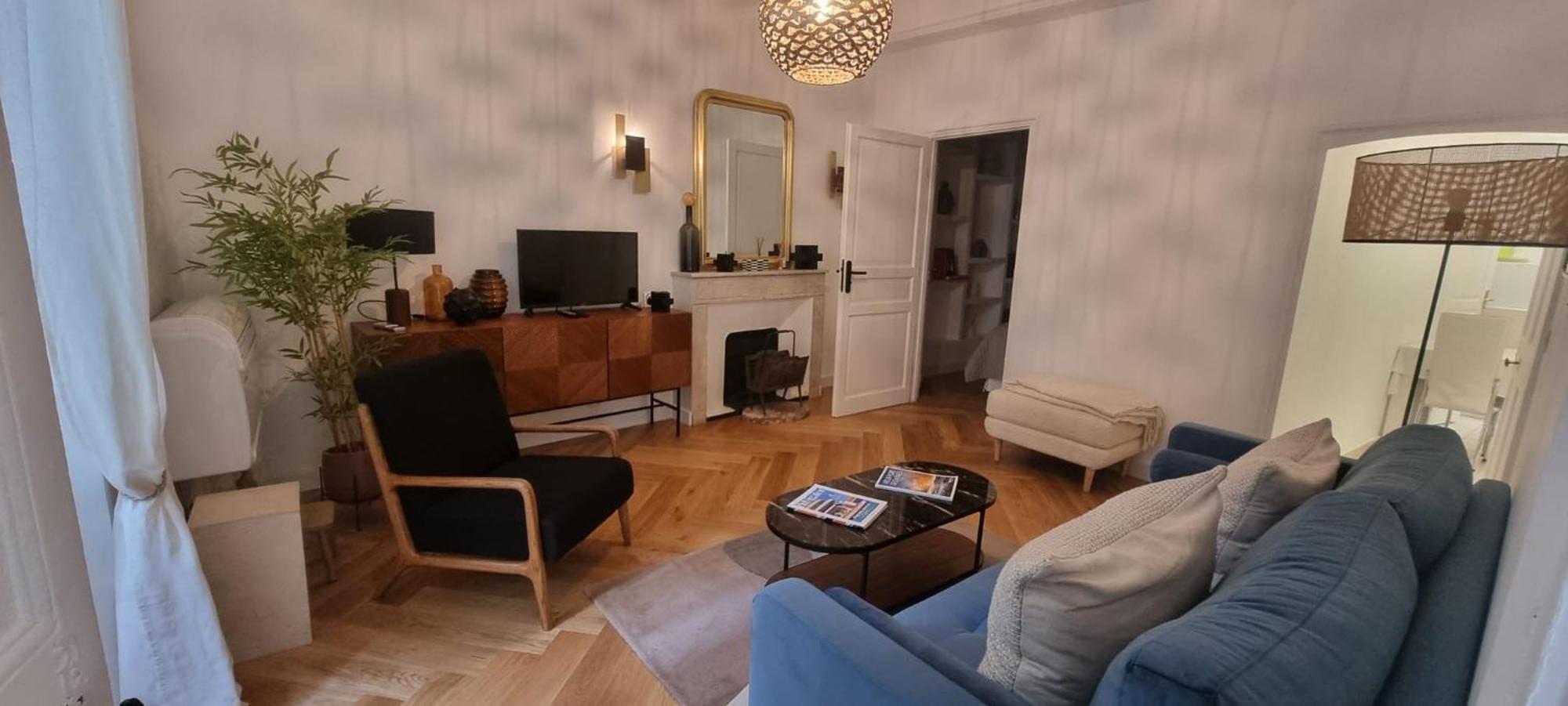 Apartment Meynadier: Superbe Trois Pieces *