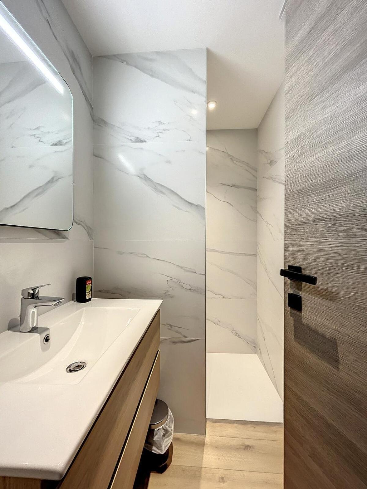 Appartement Brp Center, Floor Luxurious I, 4 Bedrooms+3 Bathrooms