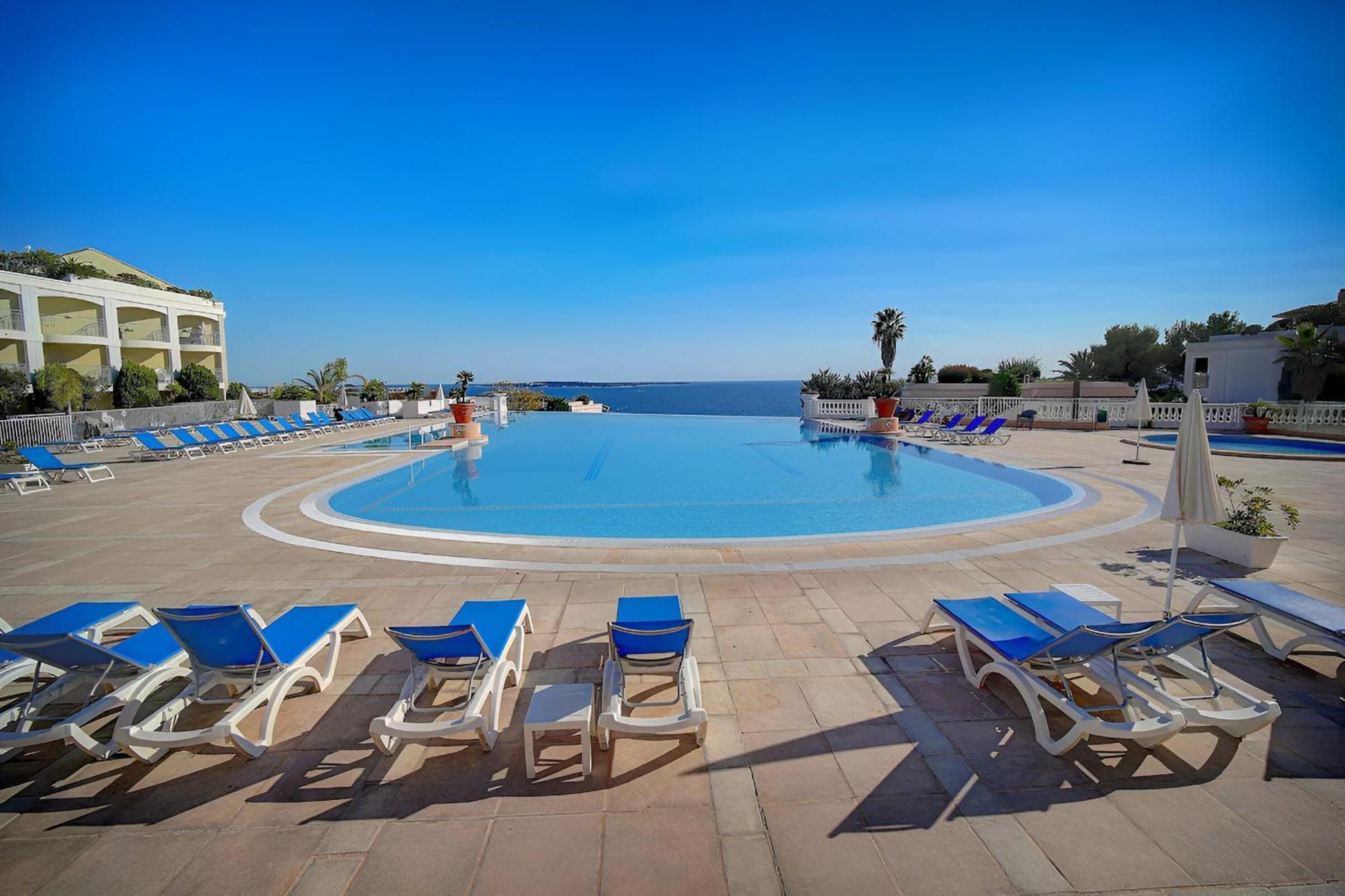 A Vue Refait A Neuf Avec Piscine Apartment Cannes
