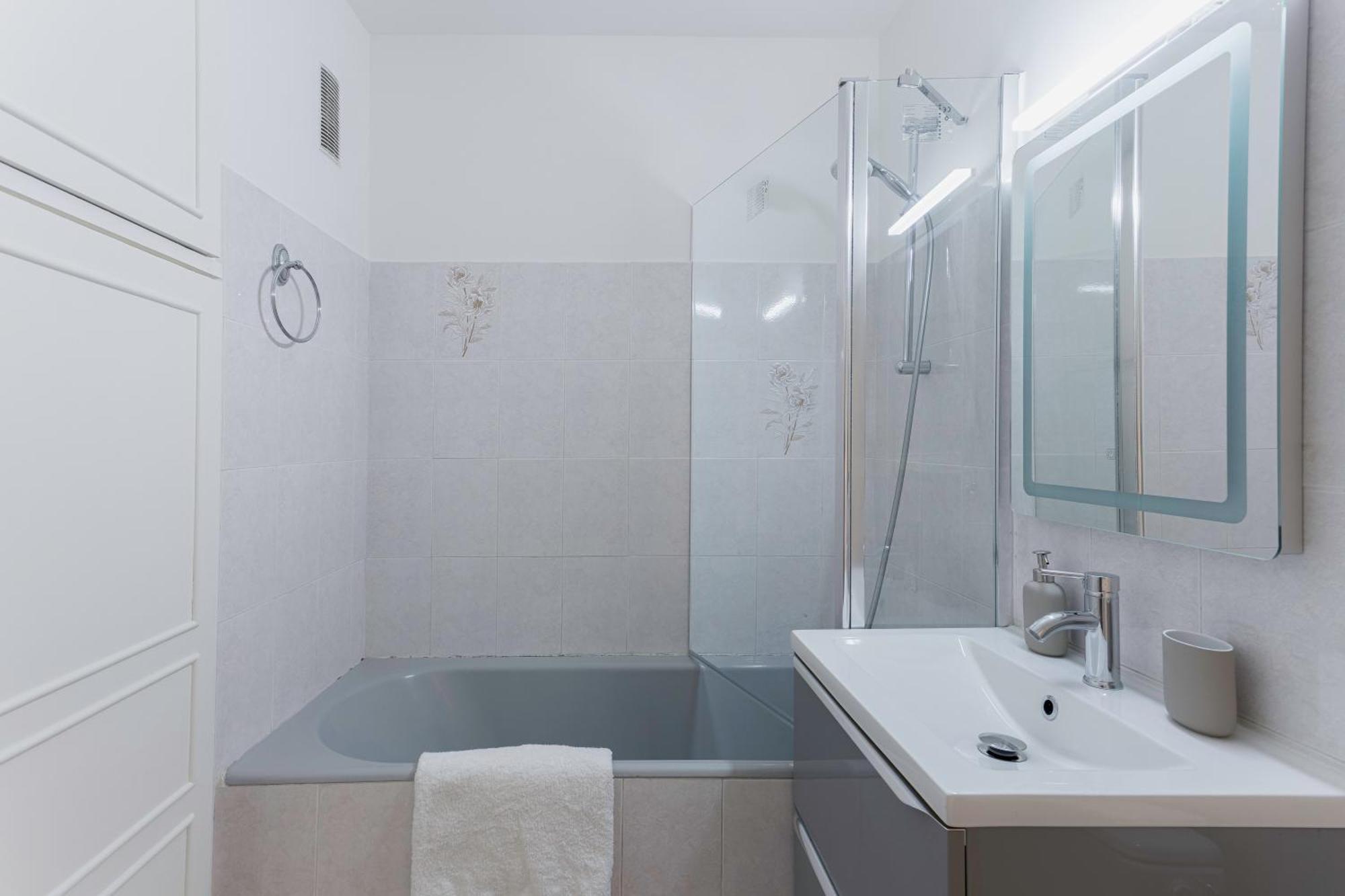 Appartement Amandier Du Moure Rouge