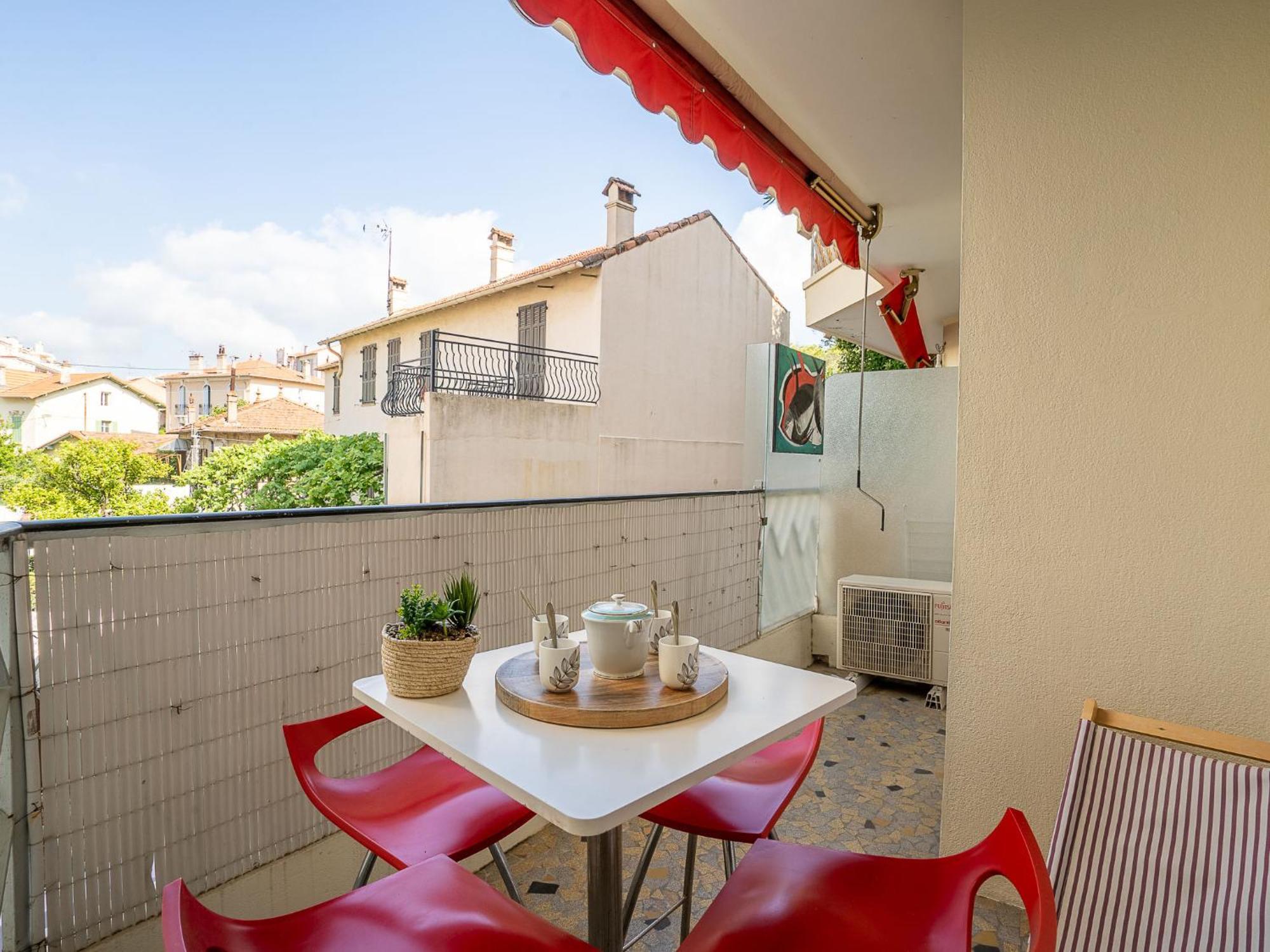 Le Puget By Interhome