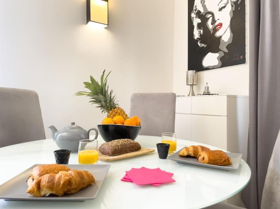 Appartement Moderne, Calme Et Bien Equipe, A 200m De La Cannes