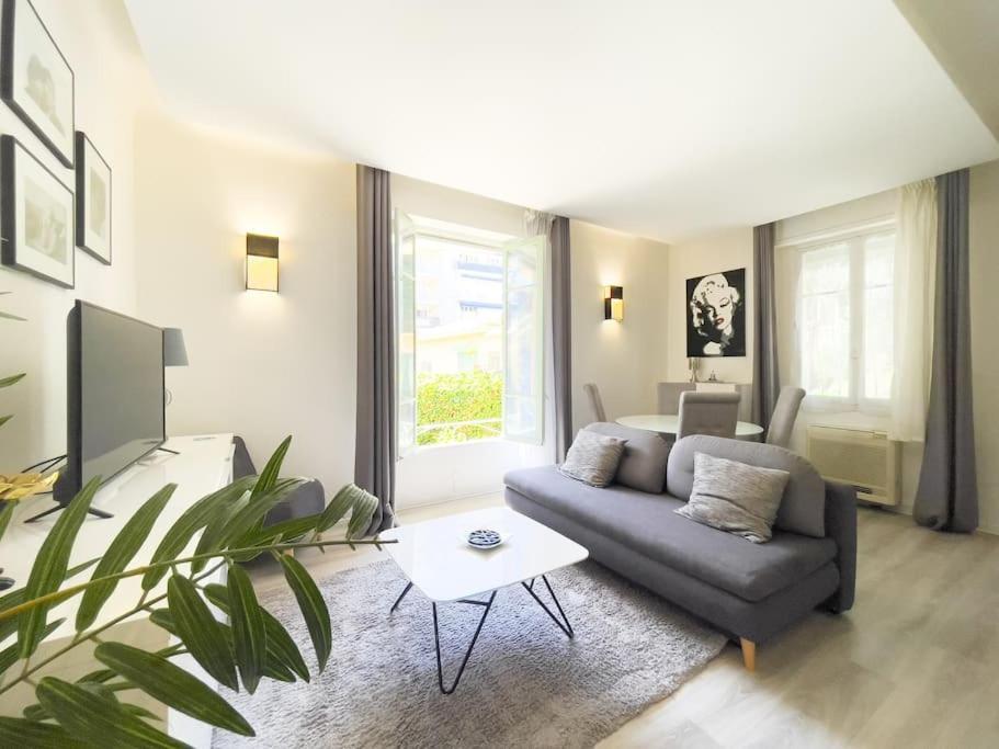 Moderne, Calme Et Bien Equipe, A 200m De La Appartement