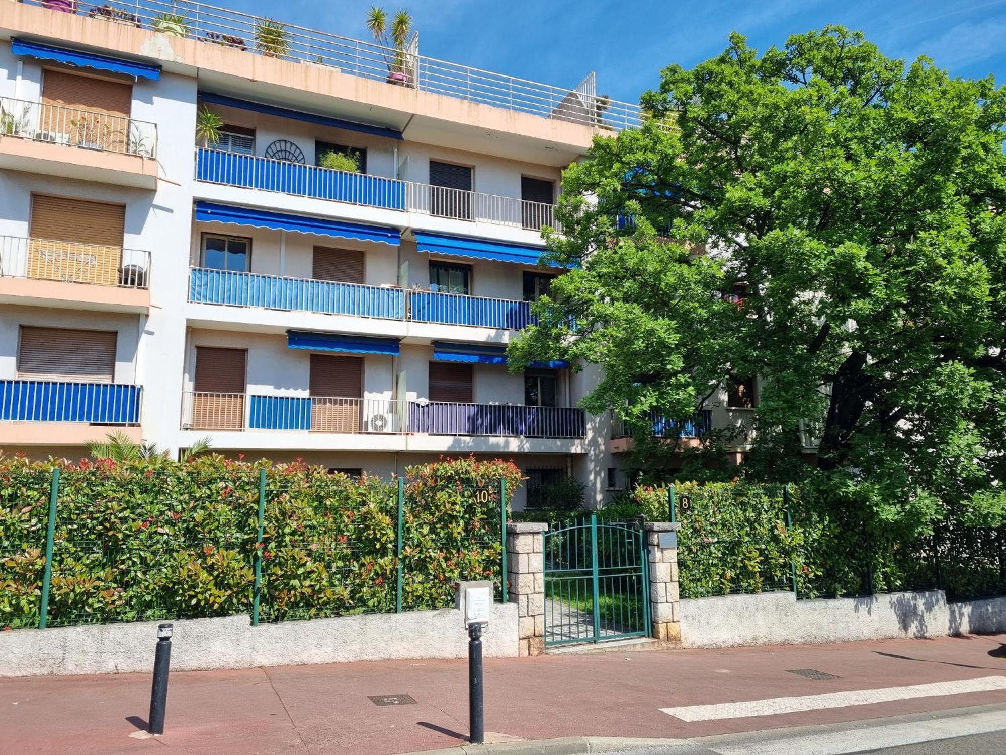Air Conditionne Et Bon Wifi * Cannes