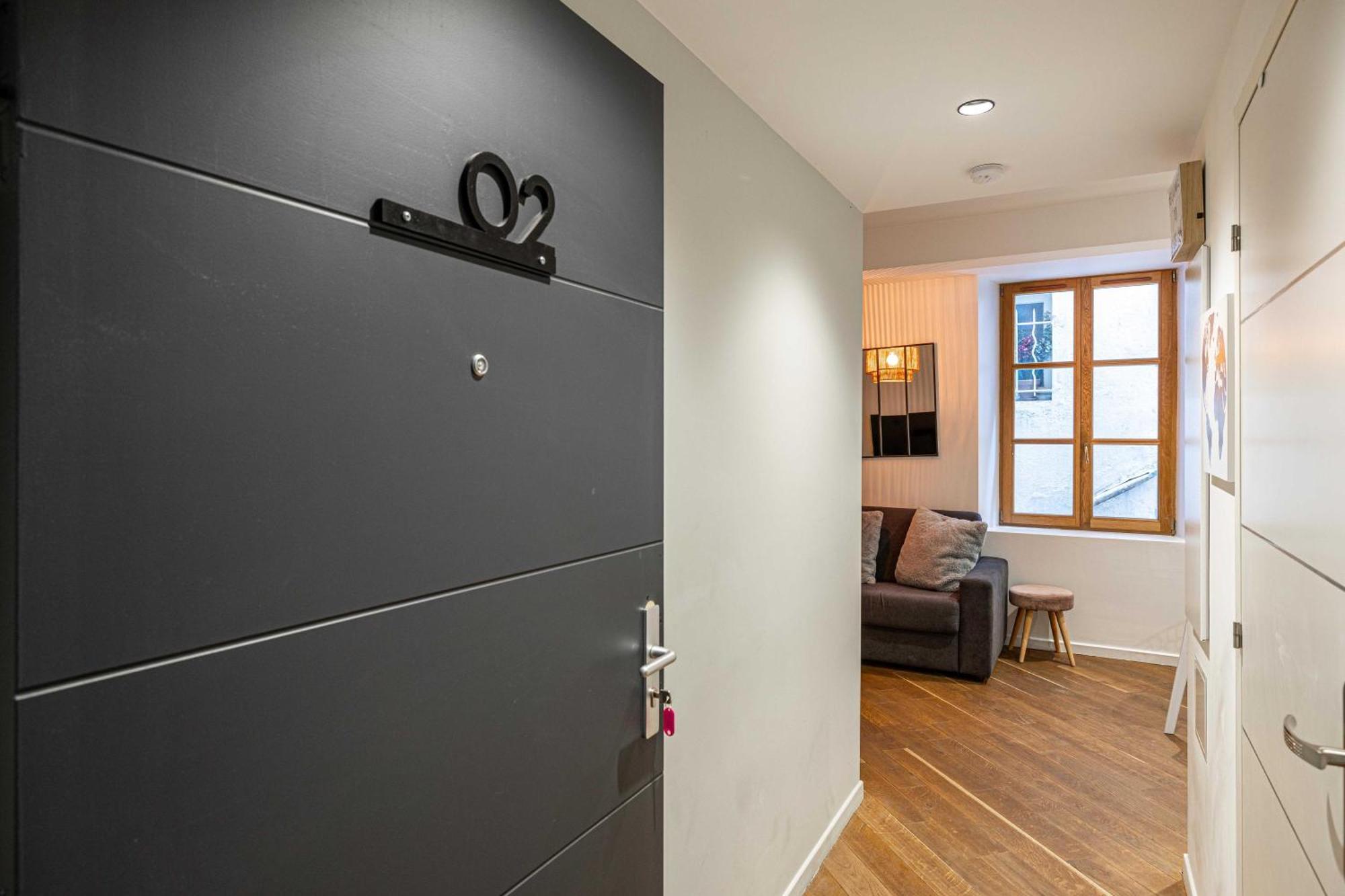 Sublime Renove - Meynadier Apartment
