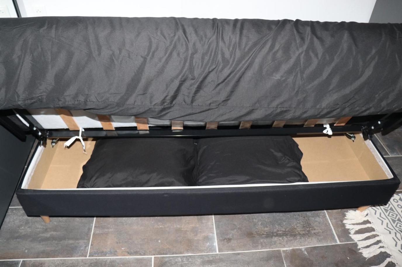 Agreable Avec Sa Terrasse Exterieure Entierement Amenage A 5 Min De La *