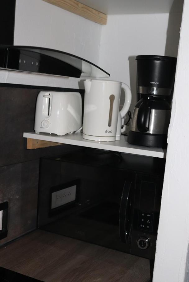 Agreable Avec Sa Terrasse Exterieure Entierement Amenage A 5 Min De La *