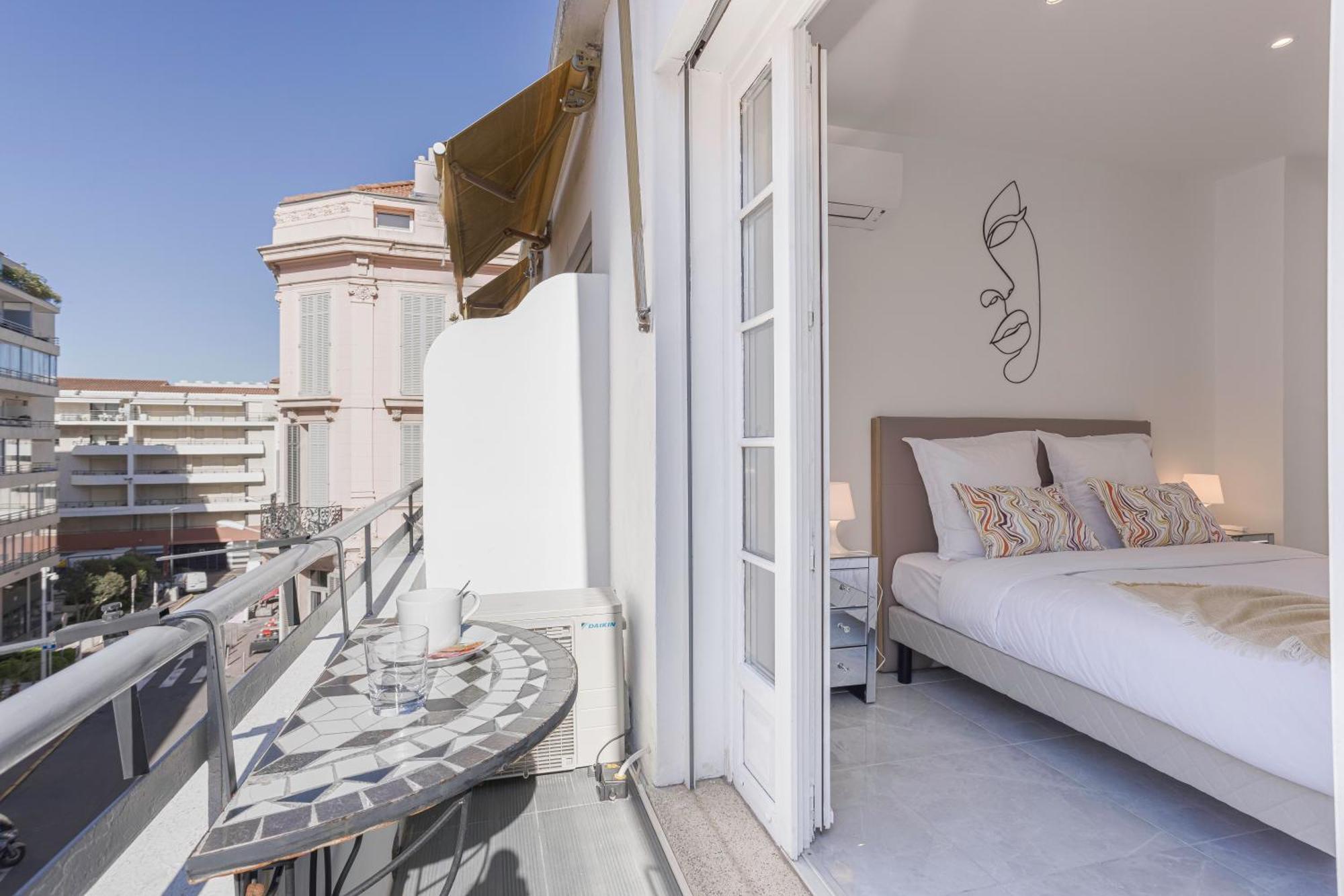 Apartment Moliere - Palais, Plage, Balcon, Clim Et Centre Cannes