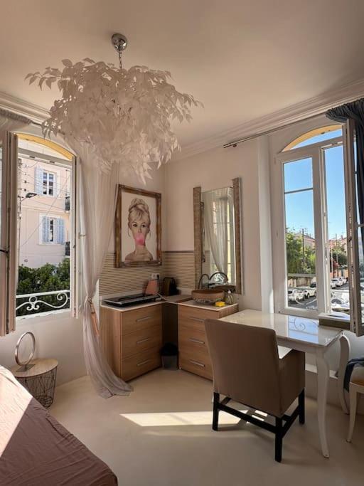 Joli Avec Mezzanine Centre Apartment Cannes