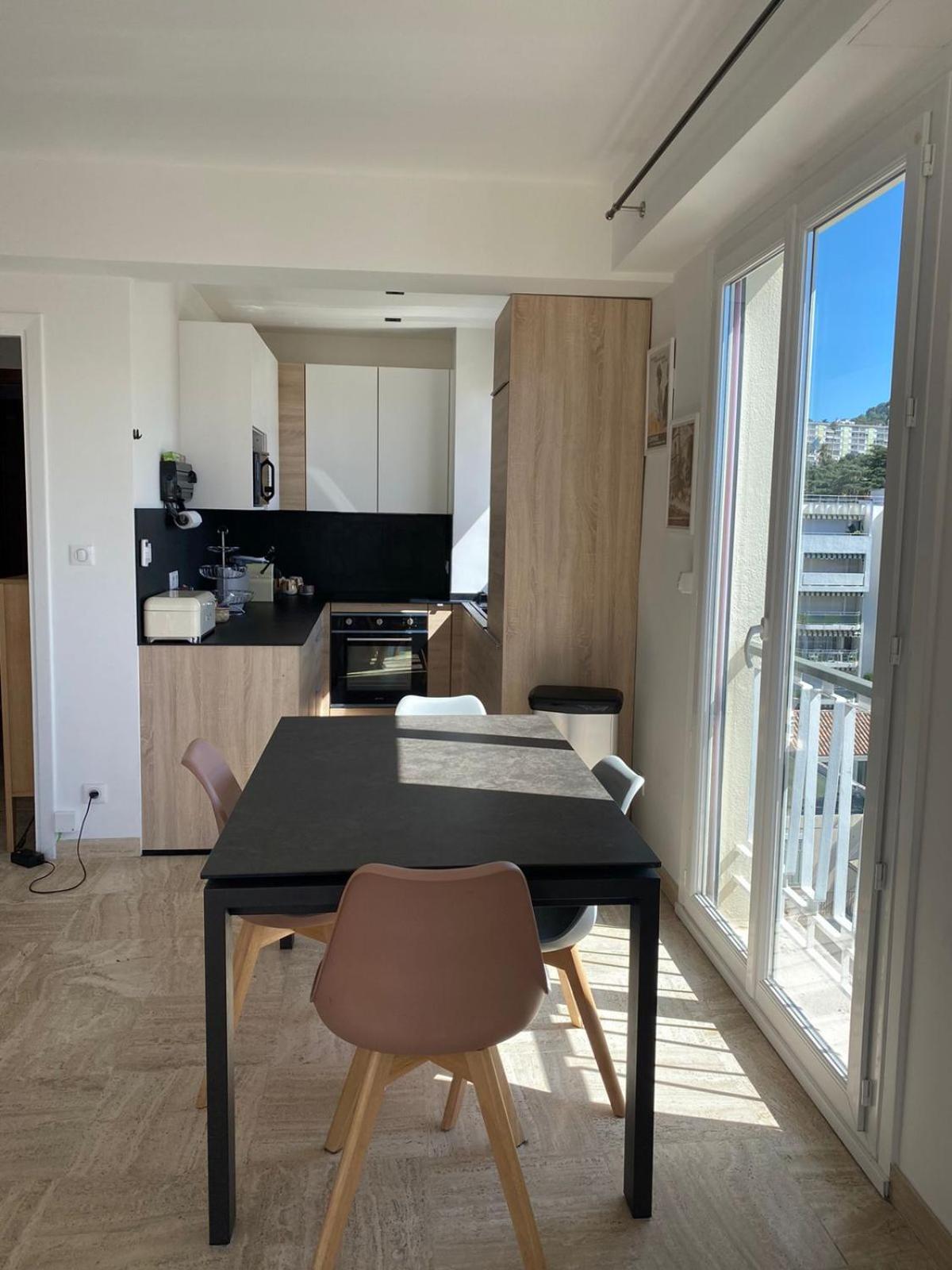 Yafi Velasquez Apartment *