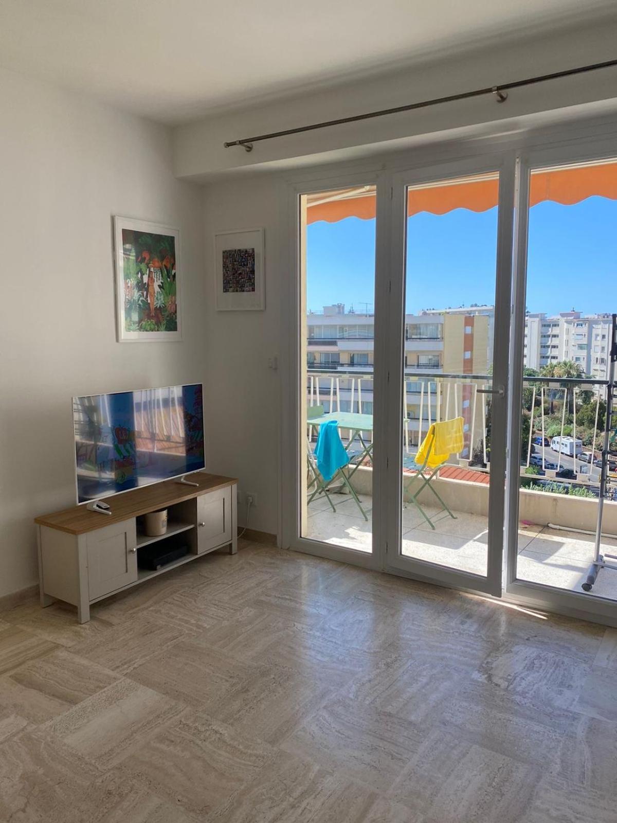 Apartment Yafi Velasquez Cannes