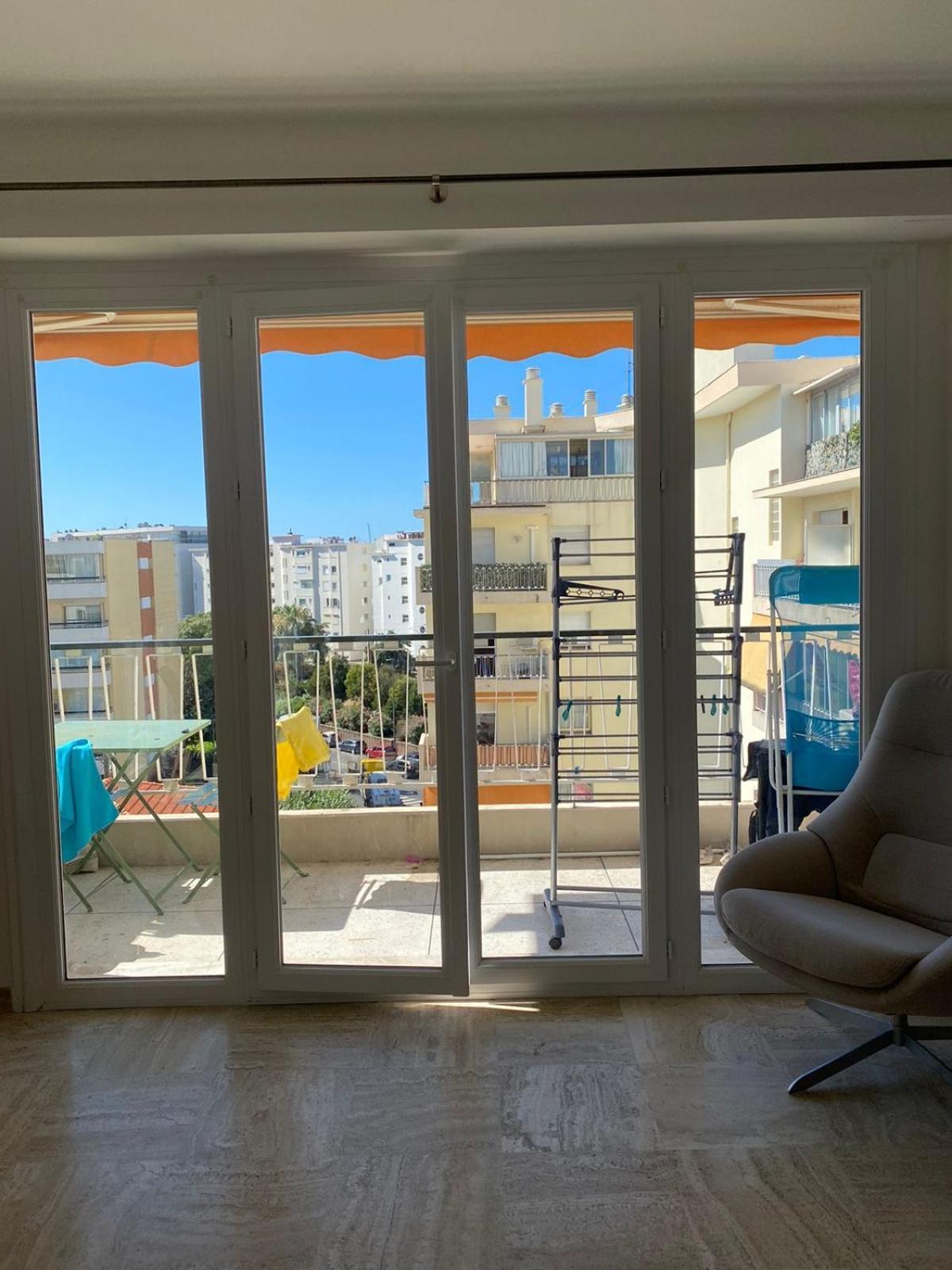 Yafi Velasquez Apartment