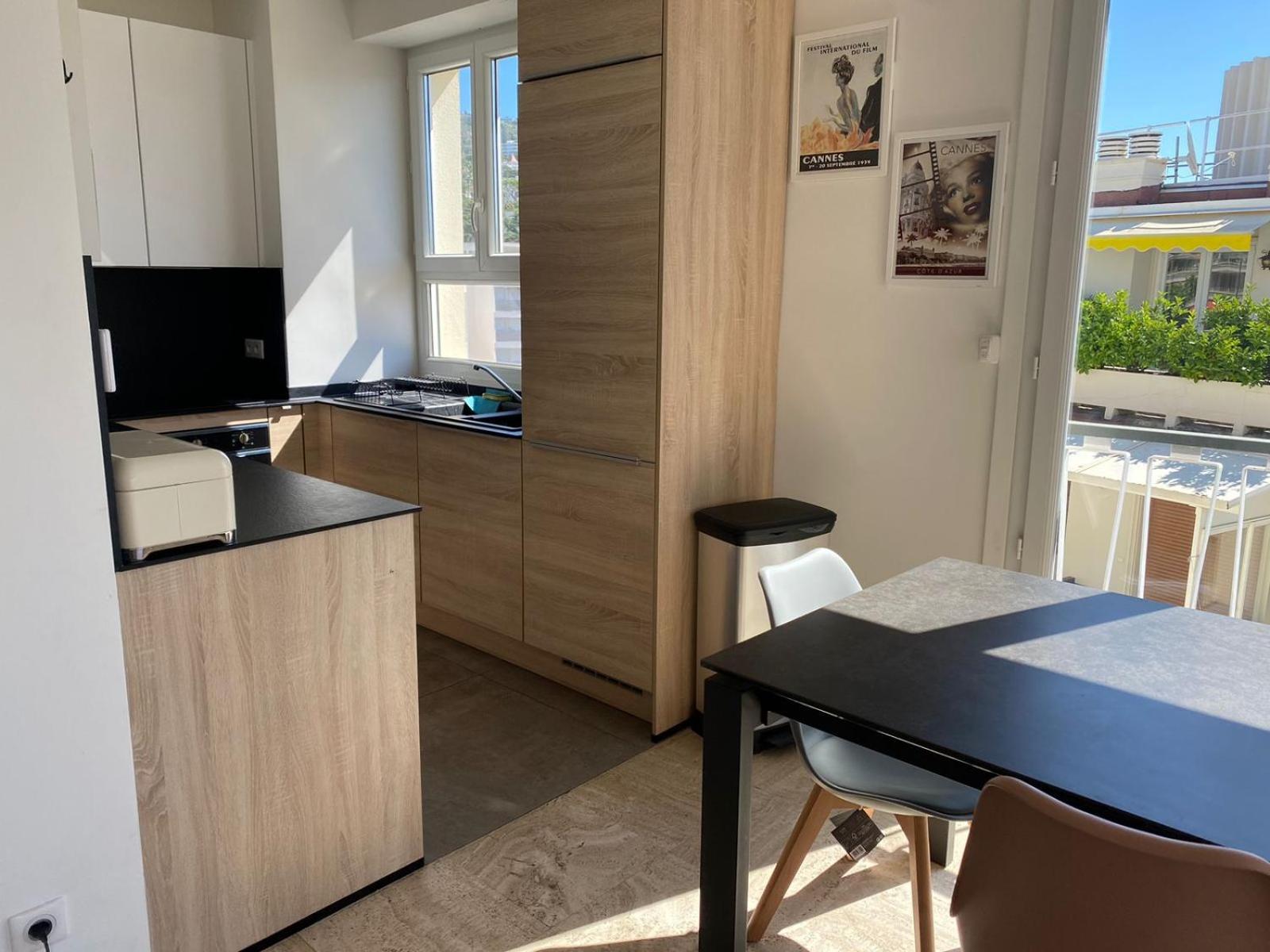 Yafi Velasquez Apartment